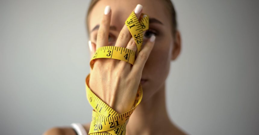 Warning signs of bulimia